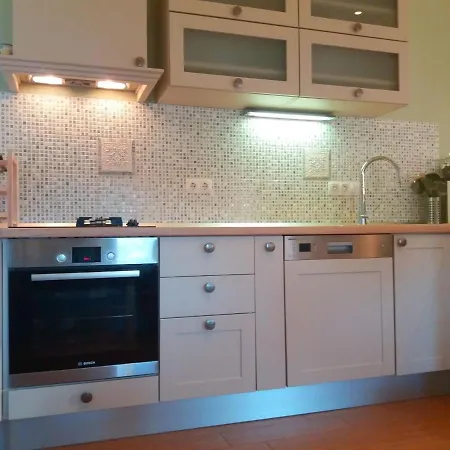 Apartment Neno - 50 M From Center *